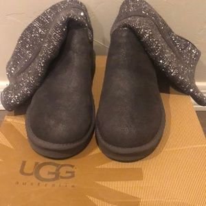Sparkly grey tall Ugg